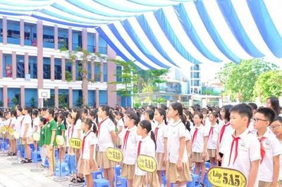 Điều chuyển và sắp xếp hơn 20.000 hiệu trưởng, hiệu phó