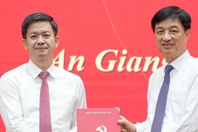 Đồng chí Lê Quang Tùng giữ chức Bí thư Tỉnh ủy An Giang