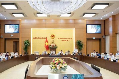 Ủy ban Thường vụ Quốc hội sẽ xem xét công tác nhân sự tại phiên họp thứ 4