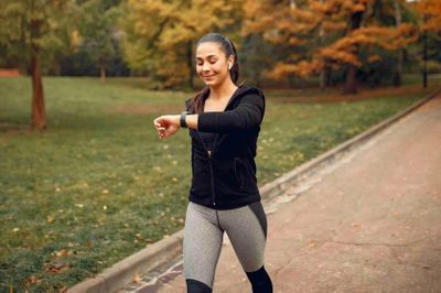 Cách đi bộ để cơ thể thanh lọc, giảm cân lại khỏe người