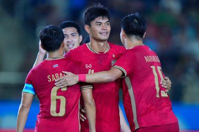 Tuyển Thái Lan đè bẹp Lào ở ASEAN Cup