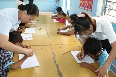 Giữ con chữ cho trẻ em dân tộc Raglai