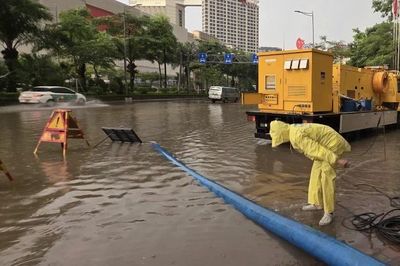 Hà Nội chủ động vận hành hệ thống, tiêu thoát nước nhanh sau trận mưa lớn 25/7