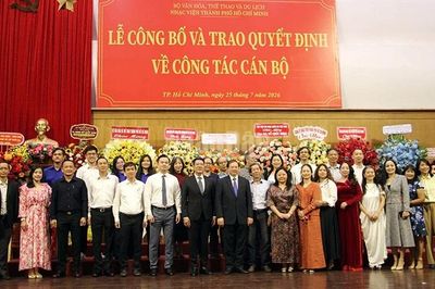 Nghệ sĩ Nhân dân Đỗ Quốc Hưng giữ chức Giám đốc Nhạc viện Thành phố Hồ Chí Minh