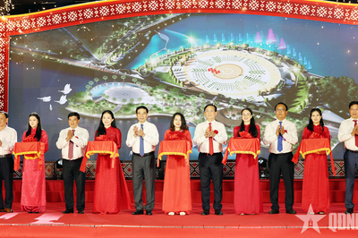 Đại tướng Phan Văn Giang dự Lễ khánh thành Quảng trường Trung tâm Gia Nghĩa và Khu liên hợp Bảo tàng- Thư viện- Công viên