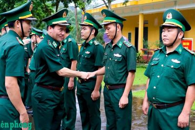 Chủ động nắm chắc tình hình, phát huy sức mạnh toàn dân, bảo vệ vững chắc chủ quyền lãnh thổ, an ninh biên giới