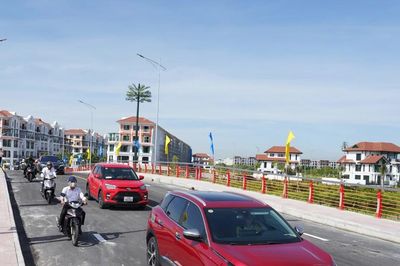 Thông xe cầu Đồng Nò 2