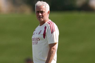 Mourinho làm gì trong buổi 'thử lửa' đầu tiên trở lại Real Madrid?