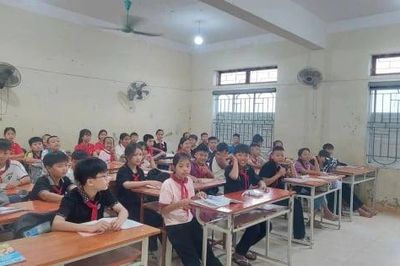 Lượng học sinh tăng đột biến, Nghệ An bổ sung 3.400 chỉ tiêu vào lớp 10
