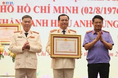 VKSND TP Hồ Chí Minh kỷ niệm 50 năm thành lập và đón nhận Danh hiệu Anh hùng Lao động