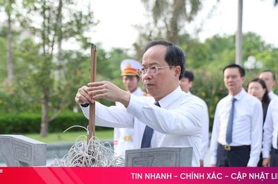 Đoàn lãnh đạo Hà Tĩnh dâng hương các địa chỉ đỏ nhân kỷ niệm Ngày Thương binh - Liệt sĩ