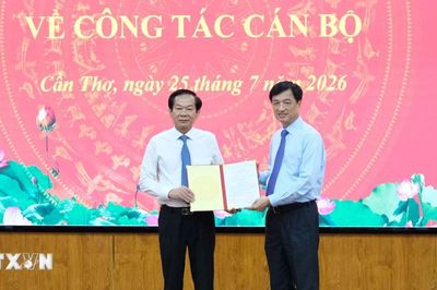 Đồng chí Đỗ Thanh Bình giữ chức Bí thư Thành ủy Cần Thơ