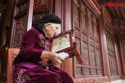 Một thế kỷ dâng hiến và nỗi đau hóa thành bất tử
