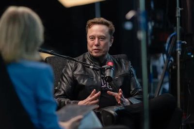 Elon Musk và loạt dự báo chấn động về tương lai nhân loại trong cuộc phỏng vấn 90 phút