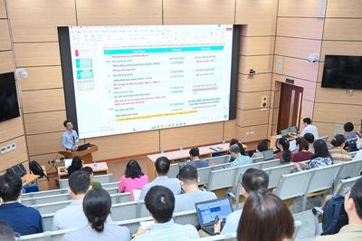 Điểm sàn khối y dược tăng đồng loạt, Y học cổ truyền lần đầu chạm mốc 20