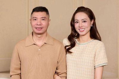 Vợ trẻ của NSND Công Lý nói gì về nghi vấn 'đường ai nấy đi'?