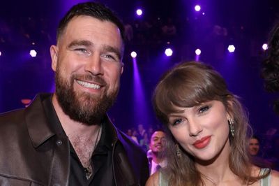 Chị dâu Travis Kelce lần đầu tiết lộ về đám cưới của Taylor Swift