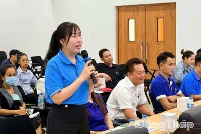 Đối thoại, tháo gỡ khó khăn cho Công đoàn cơ sở trong các khu công nghiệp