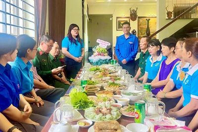 Tuổi trẻ phường Pleiku và Diên Hồng tổ chức nhiều hoạt động tri ân người có công