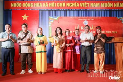 Ra mắt lớp truyền dạy nghệ thuật hô hát bài chòi cho 100 thanh thiếu niên