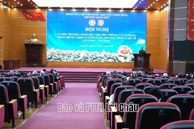 Tuyên truyền, giáo dục truyền thống cách mạng cho thanh thiếu nhi phường Đoàn Kết