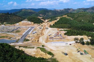 Lâm Đồng tập trung giải phóng mặt bằng, tăng tốc thi công cao tốc Tân Phú - Bảo Lộc