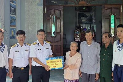 Lữ đoàn 681 tri ân người có công
