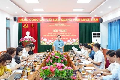 Sơ kết công tác vận động, quản lý, sử dụng Quỹ 'Vì người nghèo'