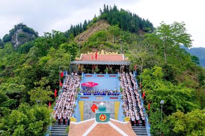 Khúc tráng ca bất tử