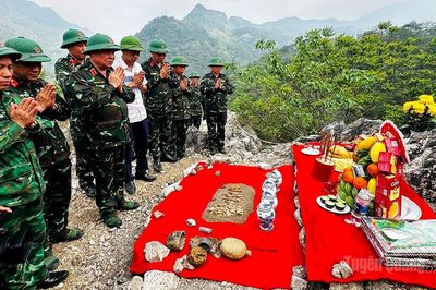 Đón các anh về