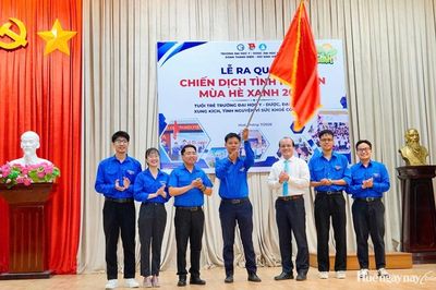 Hơn 300 sinh viên Trường Đại học Y - Dược, Đại học Huế ra quân Chiến dịch tình nguyện Mùa hè xanh