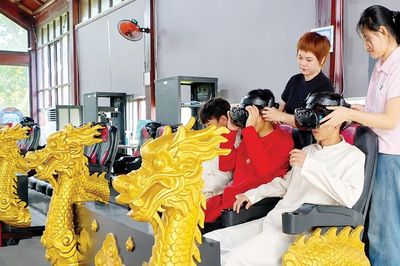 Cần lấp đầy bốn 'khoảng trống'