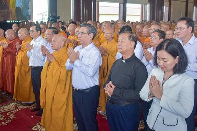 Thiêng liêng Lễ tưởng niệm các anh hùng liệt sĩ ở Học viện Phật giáo VN tại TP.HCM