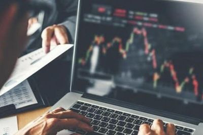 Dòng vốn rút ròng hơn 20.000 tỷ đồng khỏi các quỹ đầu tư