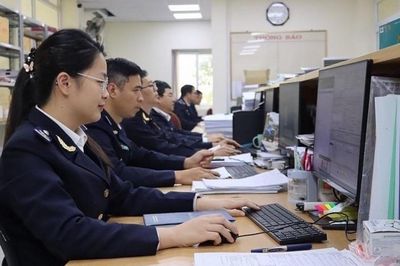 Hải quan kiến tạo hành lang pháp lý mới cho logistics hiện đại