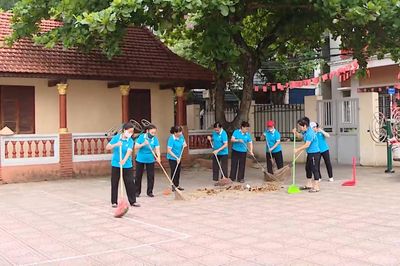 Phụ nữ phường Việt Hưng chung tay bảo vệ môi trường