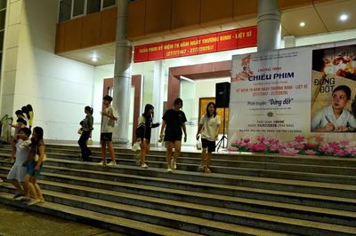Chiếu phim cách mạng phục vụ nhân dân nhân kỷ niệm 79 năm Ngày Thương binh - Liệt sĩ