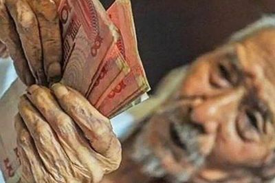 Đến ngưỡng 50, dù giàu hay nghèo cũng phải chuẩn bị cho mình 3 'quân bài' này mới mong sống an yên đến cuối đời