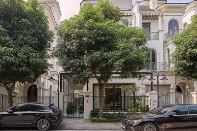 Khám phá biệt thự sang trọng của cặp đôi cầu thủ - tiểu thư Hà thành Đoàn Văn Hậu và Doãn Hải My: Phải nói là đẳng cấp