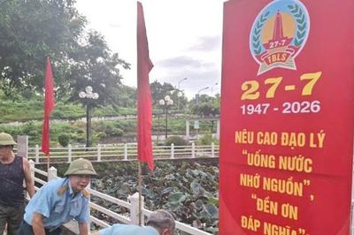 Phường Việt Hưng ra quân chỉnh trang các công trình tưởng niệm nhân dịp 27-7