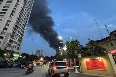 Hình ảnh hiện trường vụ cháy lớn tại Thanh Liệt