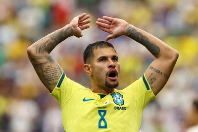 Arsenal ra giá mua Bruno Guimaraes