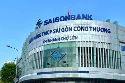 Ngân hàng đầu tiên báo lỗ trong quý II