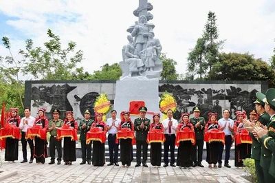 Điện Biên hoàn thành nâng cấp Khu tưởng niệm Anh hùng liệt sĩ Trần Văn Thọ