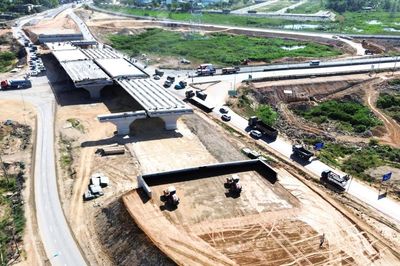 Phát động Phong trào thi đua thực hiện thắng lợi mục tiêu tăng trưởng bền vững 2 con số giai đoạn 2026-2030