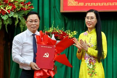 Điều động ông Lê Trí Thanh giữ chức Phó Bí thư Thành ủy Huế, giới thiệu bầu Chủ tịch UBND thành phố