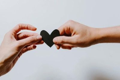 Phải lòng một người con trai có nhóm máu O sẽ như thế nào?