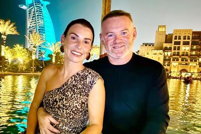 Rooney thay đổi ngoạn mục nhờ lời khuyên của vợ