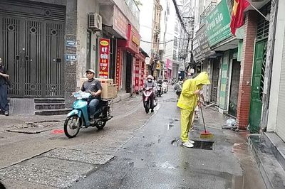 Mưa lớn đầu mùa và phép thử với các công trình chống ngập mới của Hà Nội