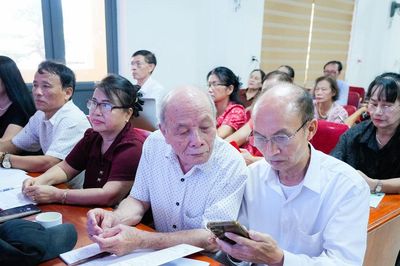 Bồi dưỡng 'Bình dân học vụ số' cho cán bộ Hội Cựu giáo chức Nghệ An